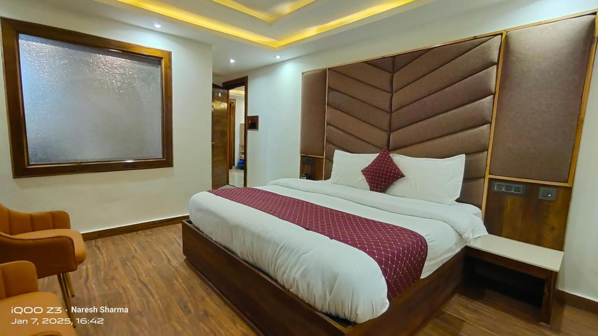 Mountain Zest- Simla Royale Near Mall Road Free Pickup From Railway Station Simla Zewnętrze zdjęcie